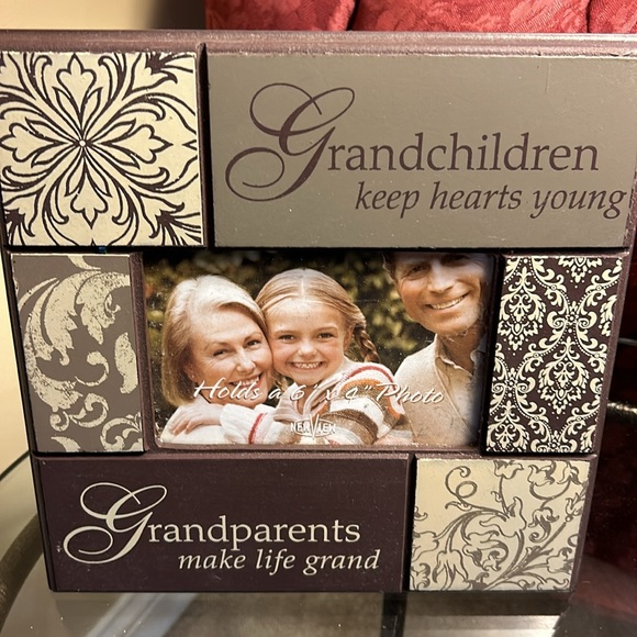 Picture frame - Picture 2 of 3